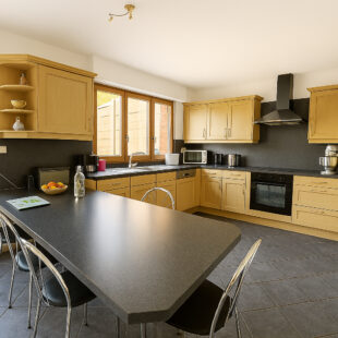 À Croix centre, Maison familiale avec vaste espace de vie et jardin À Croix centre, Maison familiale avec vaste espace de vie et jardin