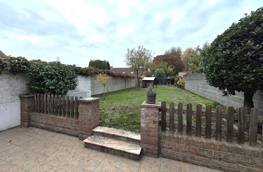 À Croix centre, Maison familiale avec vaste espace de vie et jardin