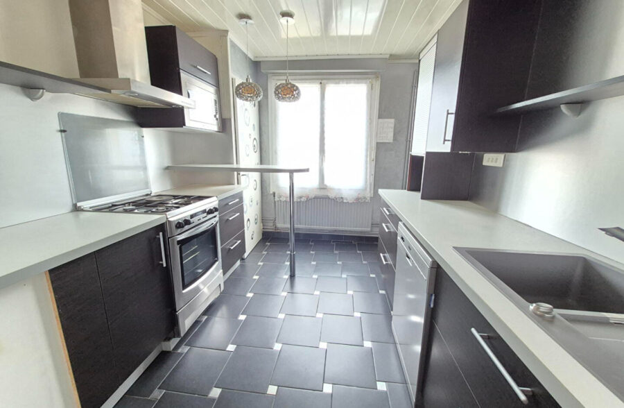 Berck Plage , appartement 2 chambres , 2nd étage, vue latérale mer , EXPO Sud  !!