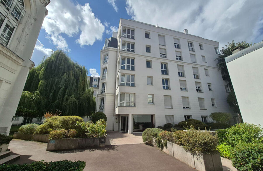 Théâtre Sébastopol : Type 2 rénové au calme