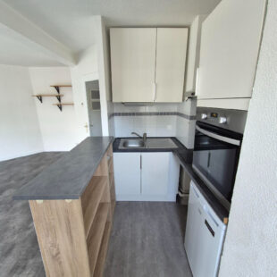 Théâtre Sébastopol : Type 2 rénové au calme