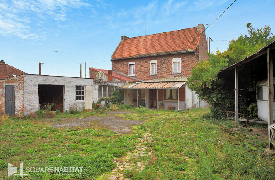 Maison, terrain constructible et divisible 4 800m²