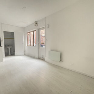 STUDIO A PROXIMITE DU PARC JEAN BAPTISTE LEBAS