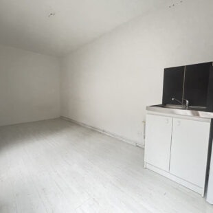 STUDIO A PROXIMITE DU PARC JEAN BAPTISTE LEBAS