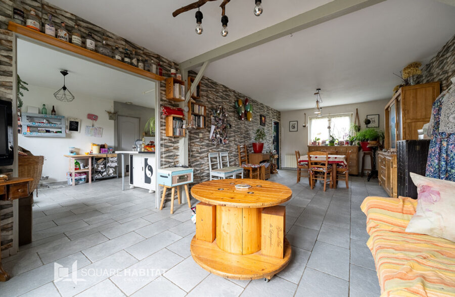 Uniquement chez Square Habitat Uniquement chez Square Habitat