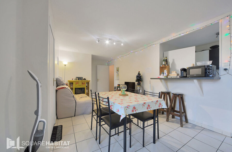Appartement Lens 3 pièce(s) 51.80 m2 avec parking privé. Appartement Lens 3 pièce(s) 51.80 m2 avec parking privé.