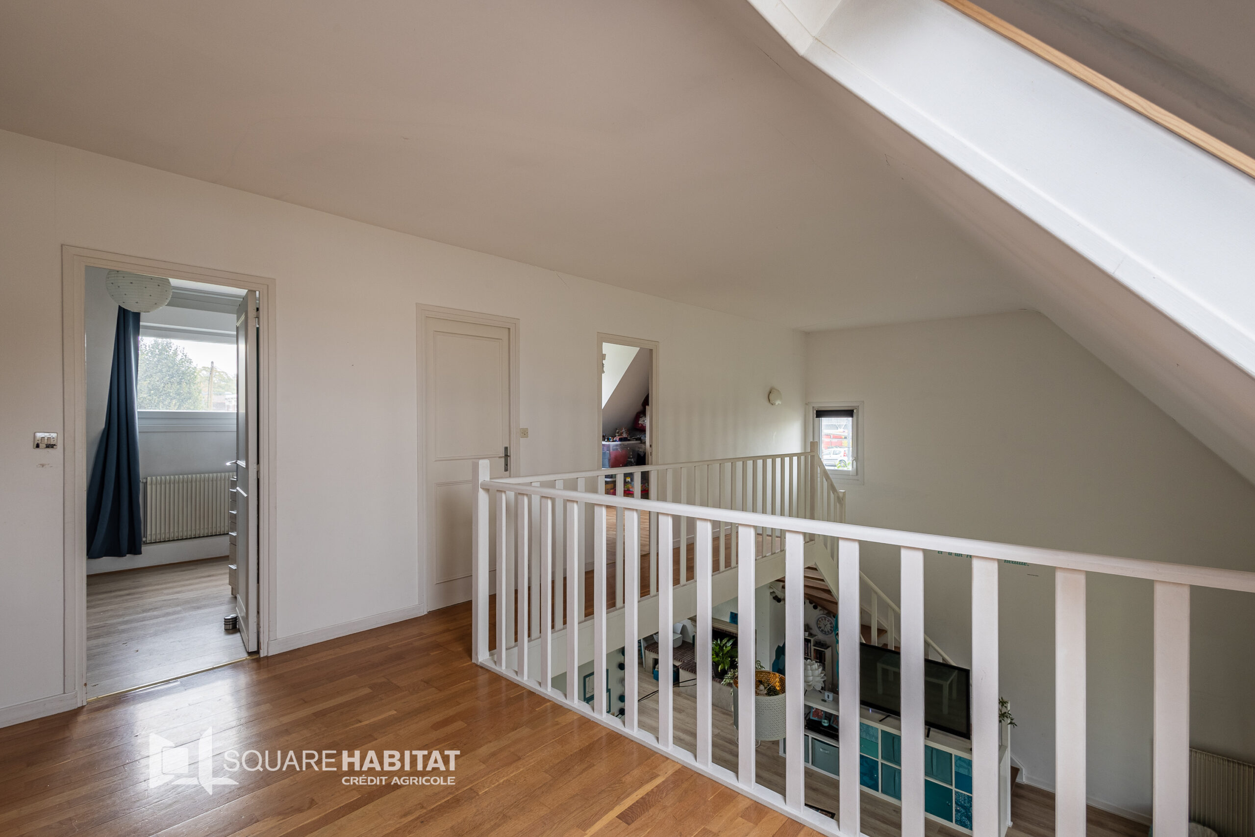 RONCHIN – MAISON INDIVIDUELLE – GARAGE – STATIONNEMENT – 4 CHAMBRES POSSIBILITE 5 RONCHIN – MAISON INDIVIDUELLE – GARAGE – STATIONNEMENT – 4 CHAMBRES POSSIBILITE 5
