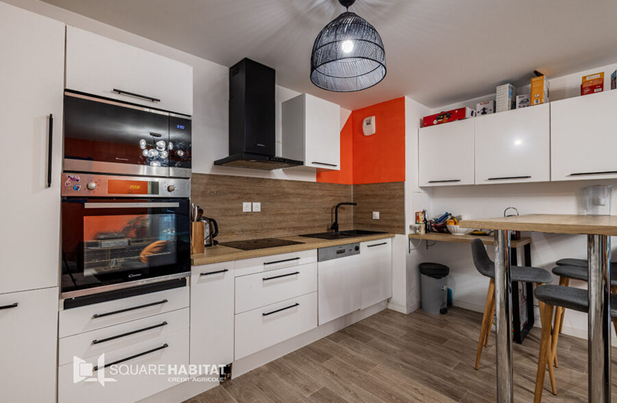 LILLE MOULINS : JOLI T4 DE 88M² AVEC EXTERIEUR ET PARKING DANS RESIDENCE RECENTE LILLE MOULINS : JOLI T4 DE 88M² AVEC EXTERIEUR ET PARKING DANS RESIDENCE RECENTE