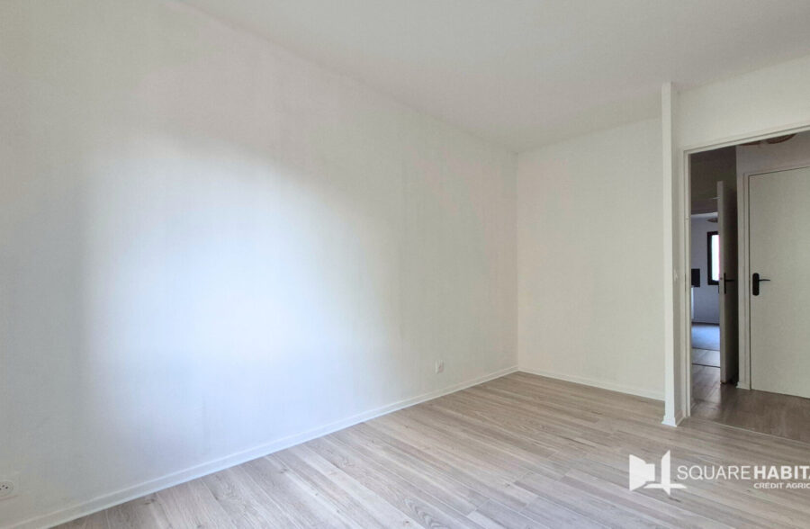 Appartement T3 Saint Maur avec parking et balcon