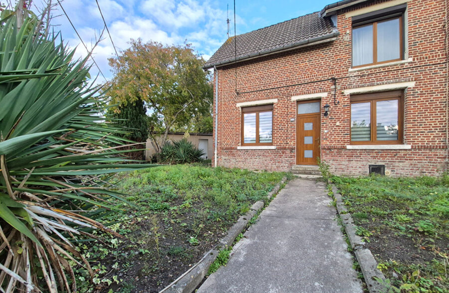 Maison semi individuelle + Garage