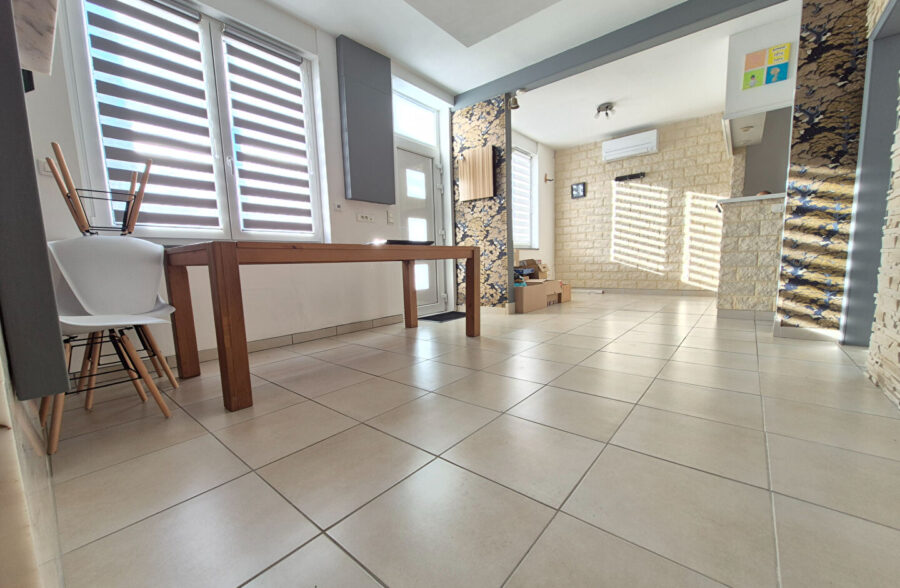 Maison semi individuelle + Garage