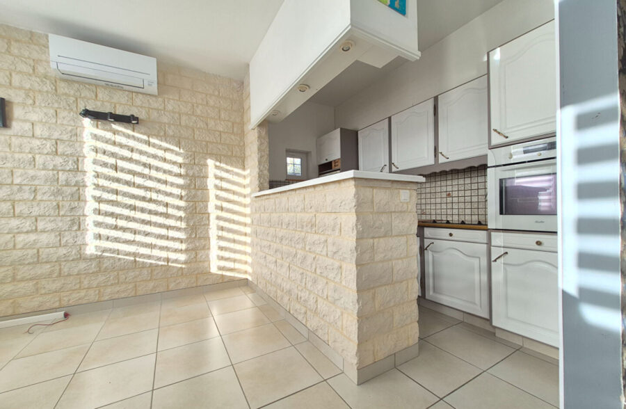 Maison semi individuelle + Garage