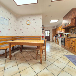 Maison au Coeur de Hem avec jardin et garage/atelier Maison au Coeur de Hem avec jardin et garage/atelier