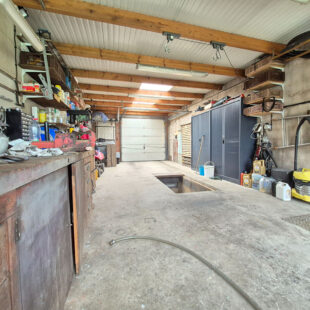 Maison au Coeur de Hem avec jardin et garage/atelier Maison au Coeur de Hem avec jardin et garage/atelier