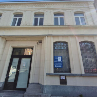 OPPORTUNITÉ COMMERCIALE EXCEPTIONNELLE ! 150m² modulables, emplacement stratégique. OPPORTUNITÉ COMMERCIALE EXCEPTIONNELLE ! 150m² modulables, emplacement stratégique.