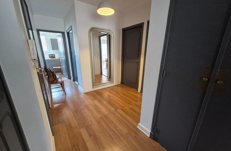 LILLE Nationale – Vauban: T3 avec garage et cave LILLE Nationale – Vauban: T3 avec garage et cave