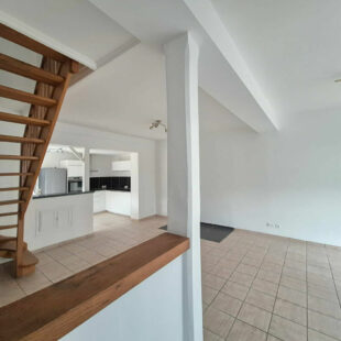 Maison de caractère rénovée à Steenvoorde centre