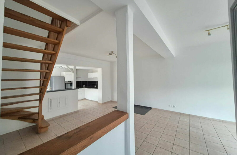 Maison de caractère rénovée à Steenvoorde centre