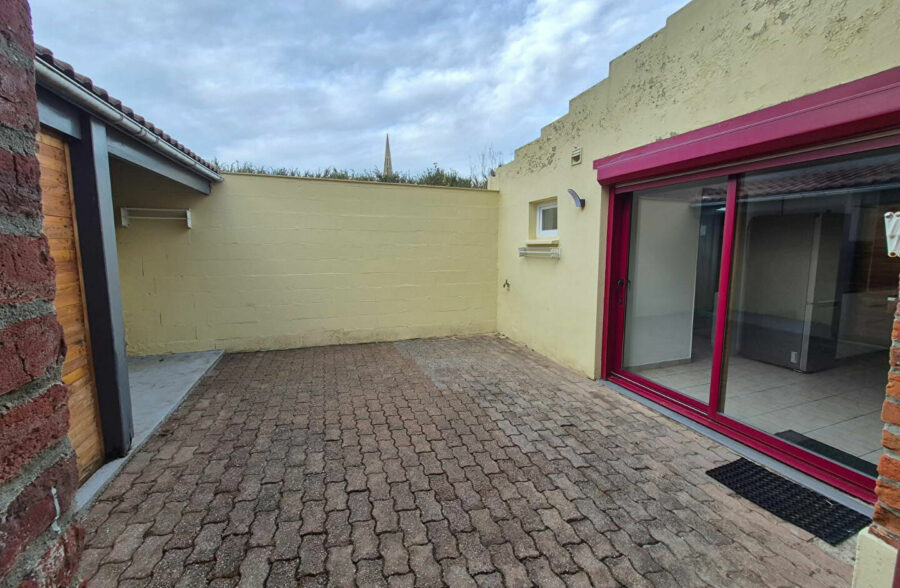 Maison de caractère rénovée à Steenvoorde centre