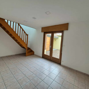 Maison de caractère rénovée à Steenvoorde centre