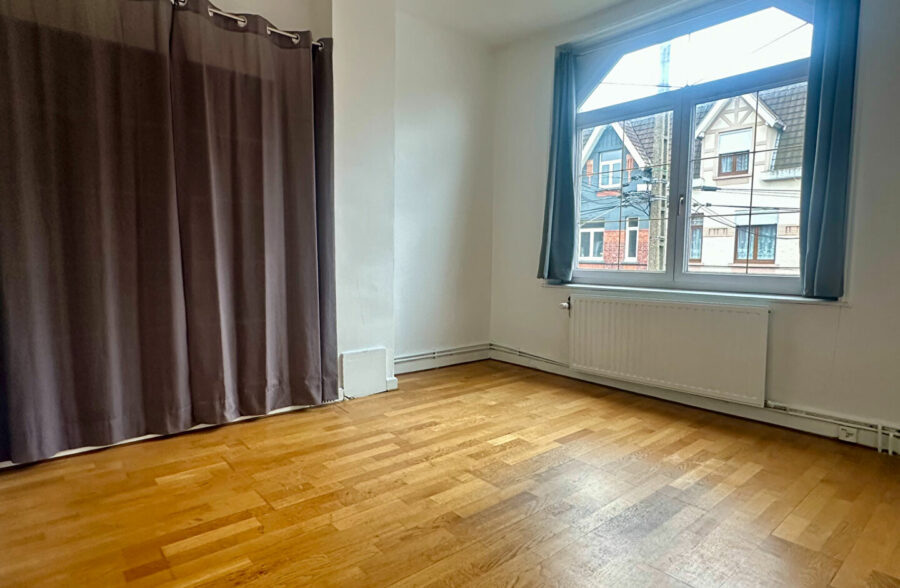 Maison  5 pièce(s) 112 m2 &nbsp;Sous compromis&nbsp;