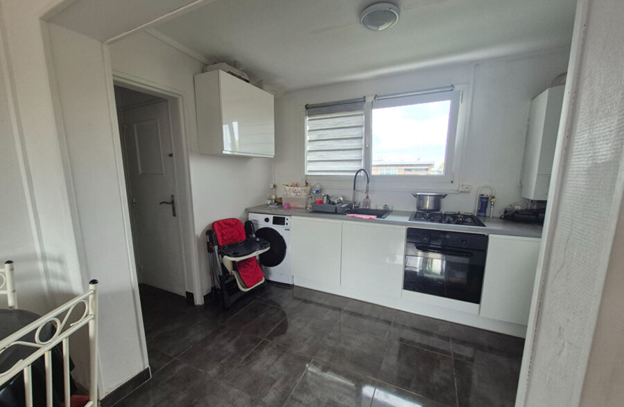 Appartement T3 lumineux avec terrasse et cave 51 m2