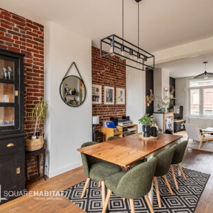 Maison Saint Andre Lez Lille, 4 chambres, 2 salles de bains, 2 toilettes, grande terrasse, buanderie, grand garage , 1 parking et dépendances.