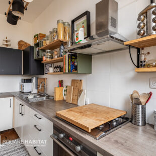 Maison Saint Andre Lez Lille, 4 chambres, 2 salles de bains, 2 toilettes, grande terrasse, buanderie, grand garage , 1 parking et dépendances.