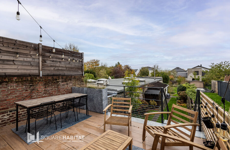 Maison Saint Andre Lez Lille, 4 chambres, 2 salles de bains, 2 toilettes, grande terrasse, buanderie, grand garage , 1 parking et dépendances.