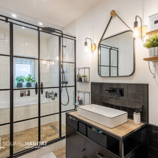 Maison Saint Andre Lez Lille, 4 chambres, 2 salles de bains, 2 toilettes, grande terrasse, buanderie, grand garage , 1 parking et dépendances.