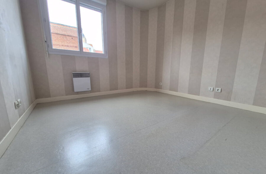 Appartement T3 avec terrasse, cave et garage Appartement T3 avec terrasse, cave et garage