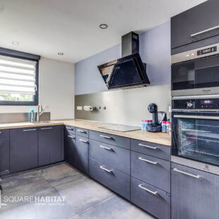 Rare sur Wattrelos : plain-pied 3 chambres + jardin + garage + place de parking Rare sur Wattrelos : plain-pied 3 chambres + jardin + garage + place de parking