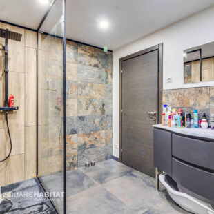 Rare sur Wattrelos : plain-pied 3 chambres + jardin + garage + place de parking Rare sur Wattrelos : plain-pied 3 chambres + jardin + garage + place de parking