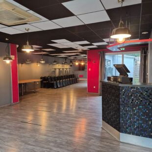 OIGNIES immeuble commercial