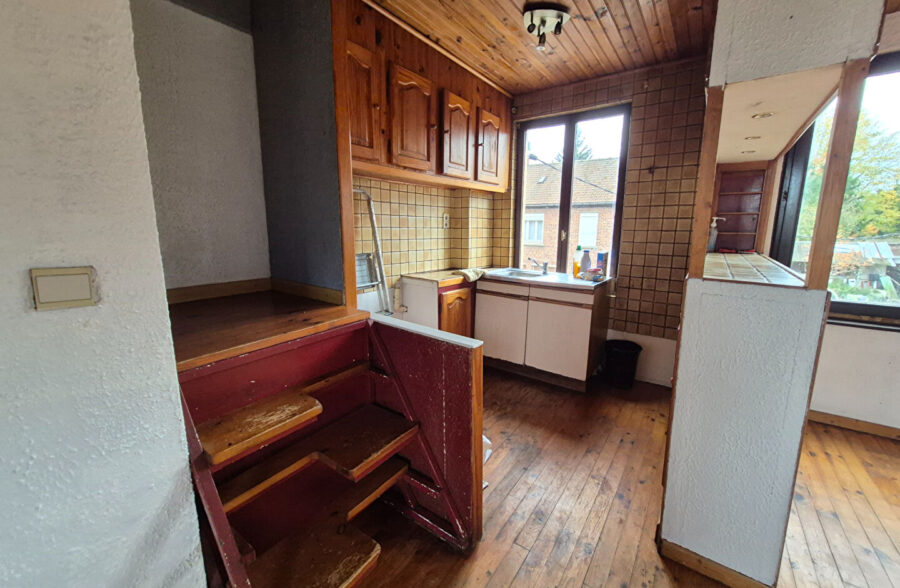 VALENCIENNES – STUDIO À RÉNOVER