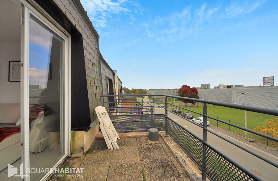Appartement T2 vendu loué avec balcon et parking HENIN-BEAUMONT
