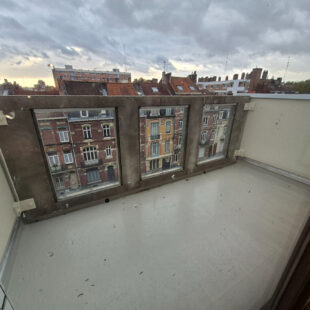 LILLE NATIONALE – VAUBAN T3 traversant avec balcon et parking