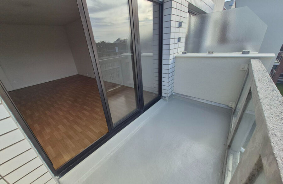 LILLE NATIONALE – VAUBAN T3 traversant avec balcon et parking