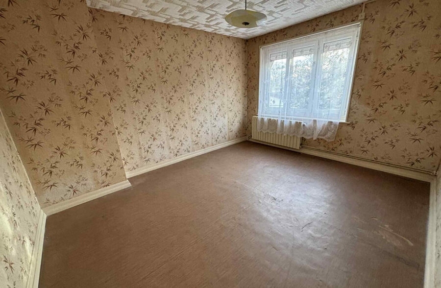 Maison semi individuelle avec garage