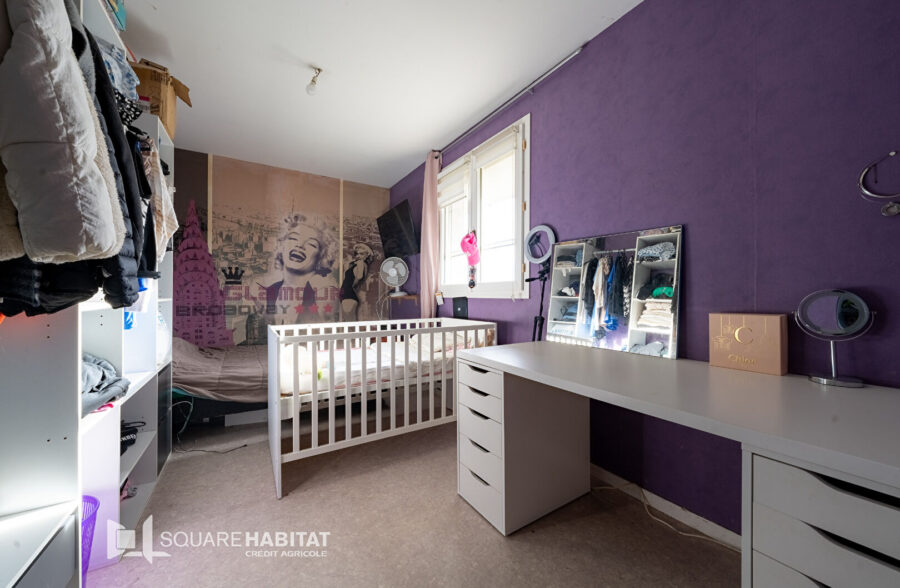 Maison semi-individuelle  4 chambres/ jardin / garage