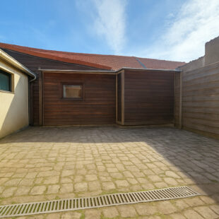 Maison semi individuelle 2 Chambres + Bureau