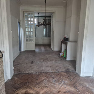 À VENDRE  Maison 7 pièces à rénover 142 m²  Secteur calme, proche transports et commerces