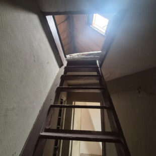 À VENDRE  Maison 7 pièces à rénover 142 m²  Secteur calme, proche transports et commerces