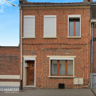 Maison avec un agréable jardin et idéalement située à HENIN-BEAUMONT