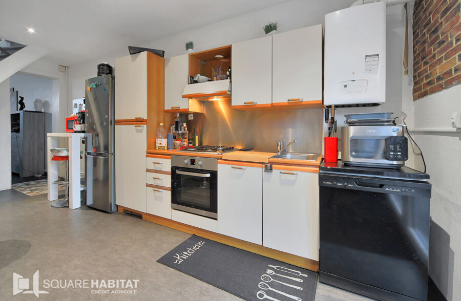 Maison semi  individuelle avec jardin et garage