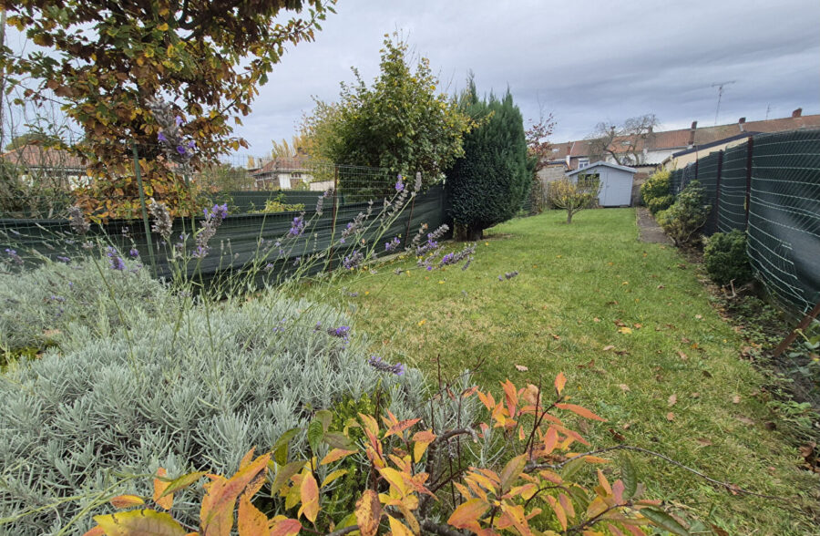 À vendre ! Charmante Maison 102m² 4 pièces avec jardin à Roubaix, limite Wattrelos, 179 000€ HAI !!!