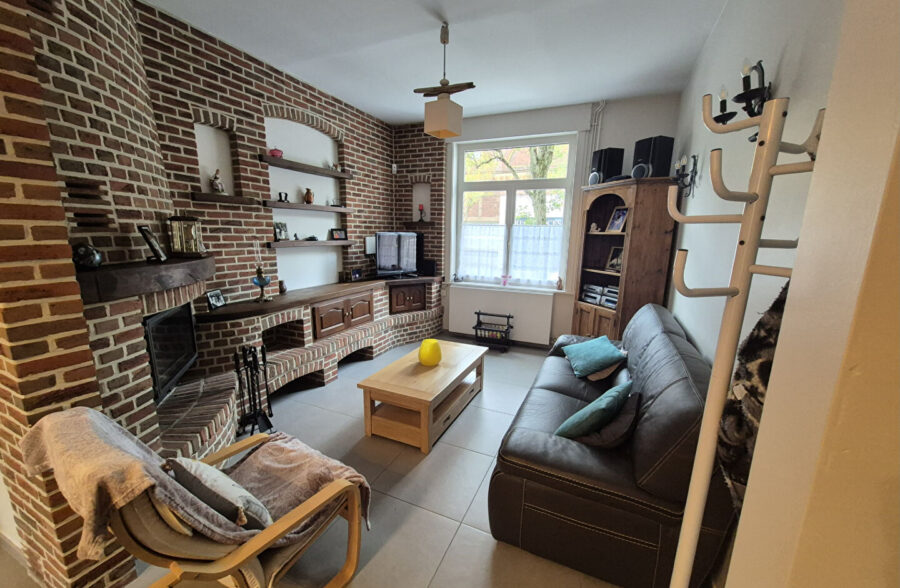 À vendre ! Charmante Maison 102m² 4 pièces avec jardin à Roubaix, limite Wattrelos, 179 000€ HAI !!!