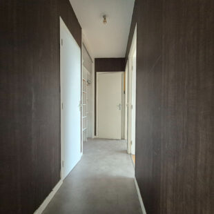 LILLE CENTRE & GARES – APPARTEMENT 3 PIECES à rafraîchir + CAVE , parking en option