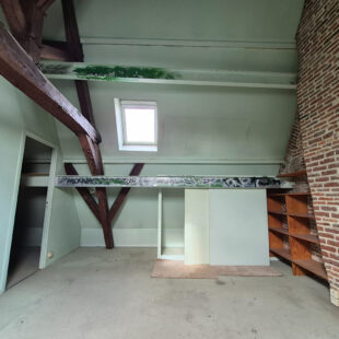 VIEUX LILLE – Plateau brut  en duplex d’environ 66 m² CARREZ (95 m² au sol)