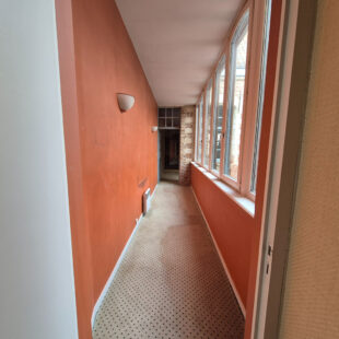 VIEUX LILLE – Plateau brut à aménager en T2 47 m² Loi Carrez